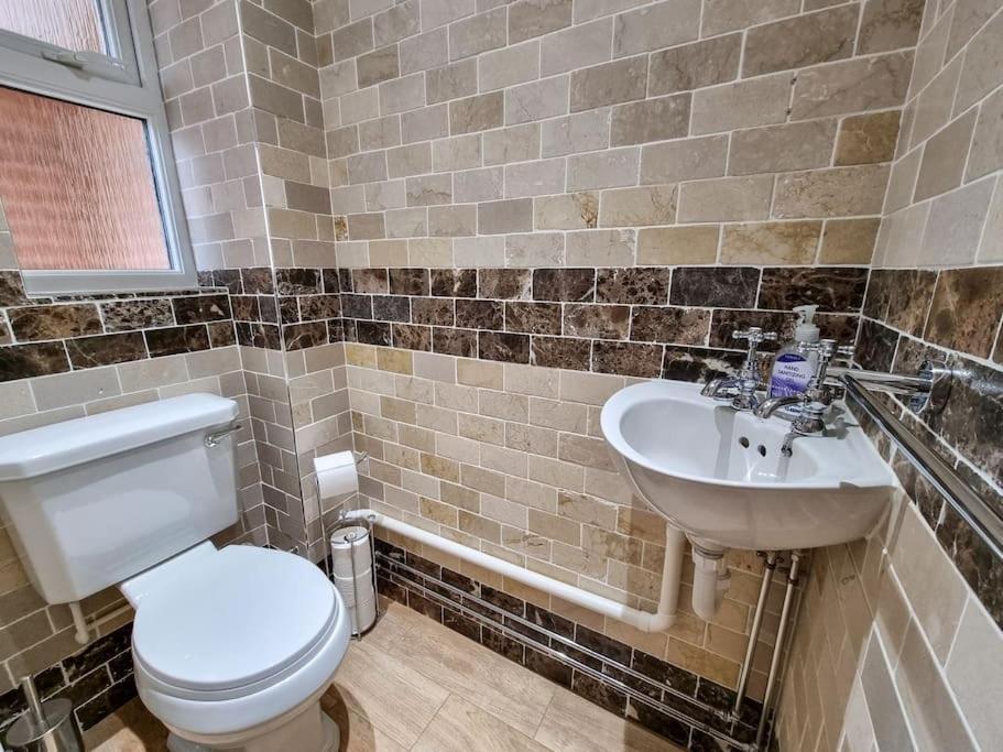 Stunning Family Home Close To The City Centre Mánchester Exterior foto