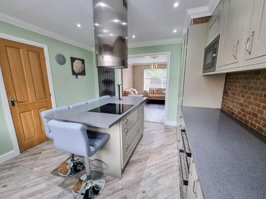 Stunning Family Home Close To The City Centre Mánchester Exterior foto